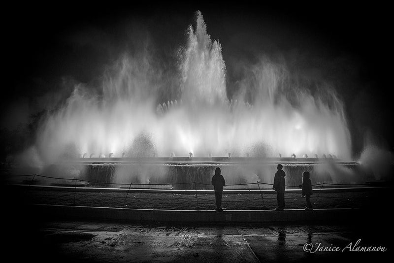 L900316bw Barcelona Fountains