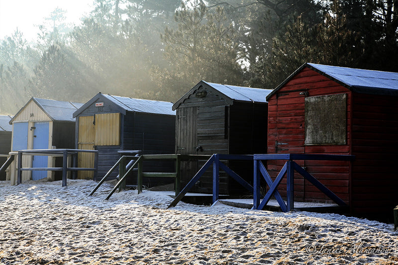 LSn54 Rays over Icy Huts