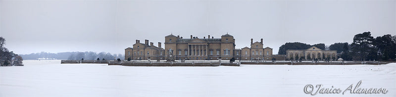 PN788412pan Holkham Hall Snow in the Grounds